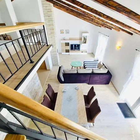 Viskic 3* Rab Town