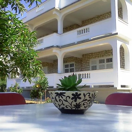 Viskic Guest house Rab Town